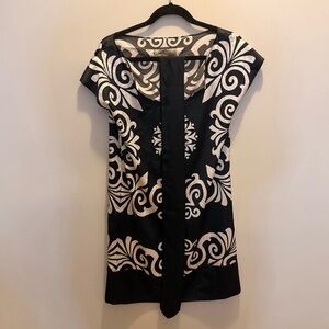 reBECCA Black and White Swirl Pattern Dress with tie waist